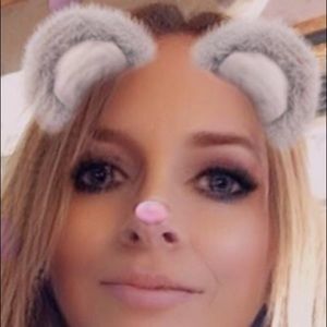 Meet your Posher, Cheryl